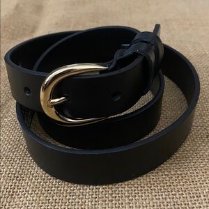 A Bellucci Italia Classic Black Leather Belt Light Gold Tone Hardware 34